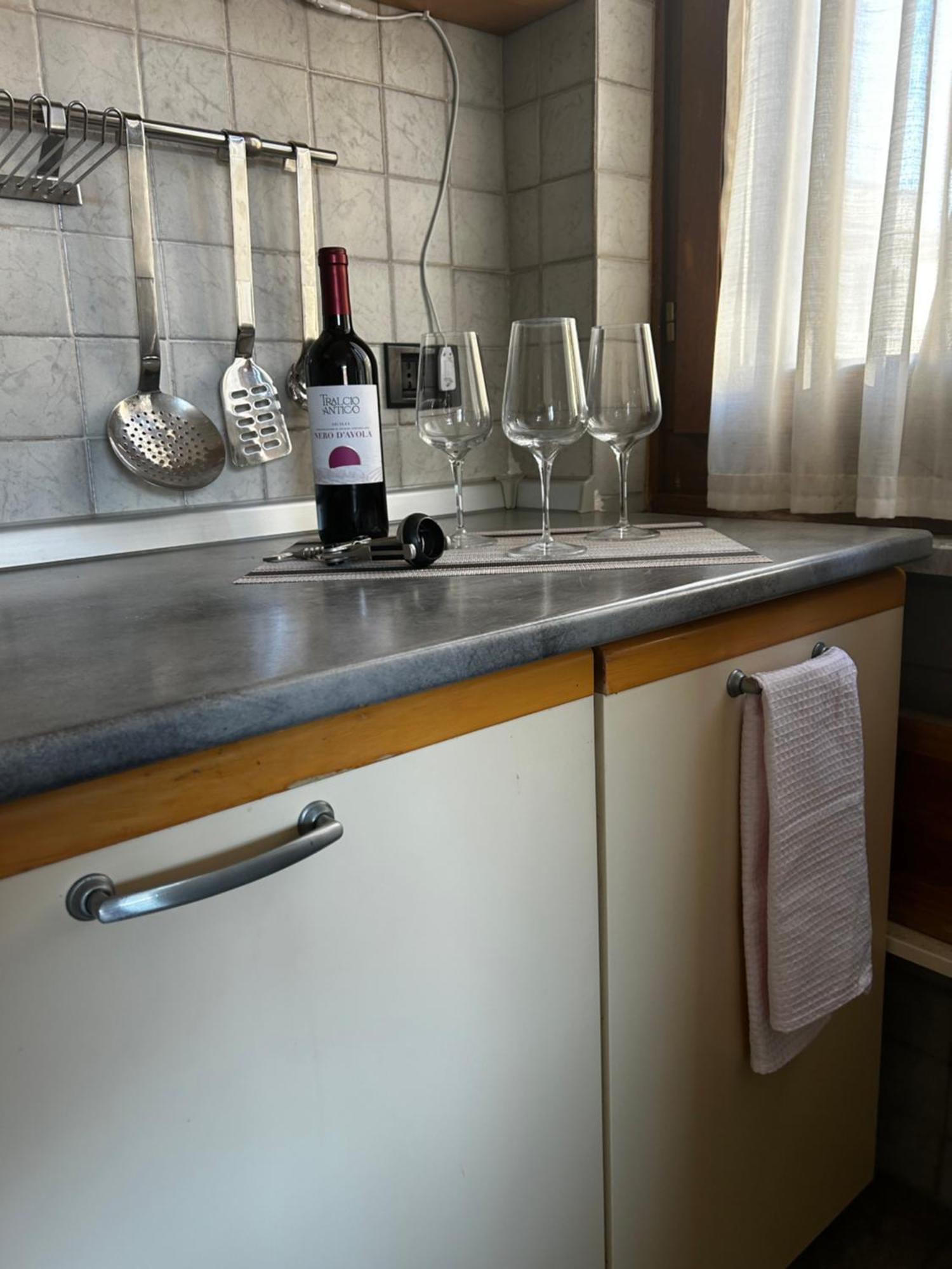 דירות רומא La Finestra Su San Pietro Terrace And View מראה חיצוני תמונה